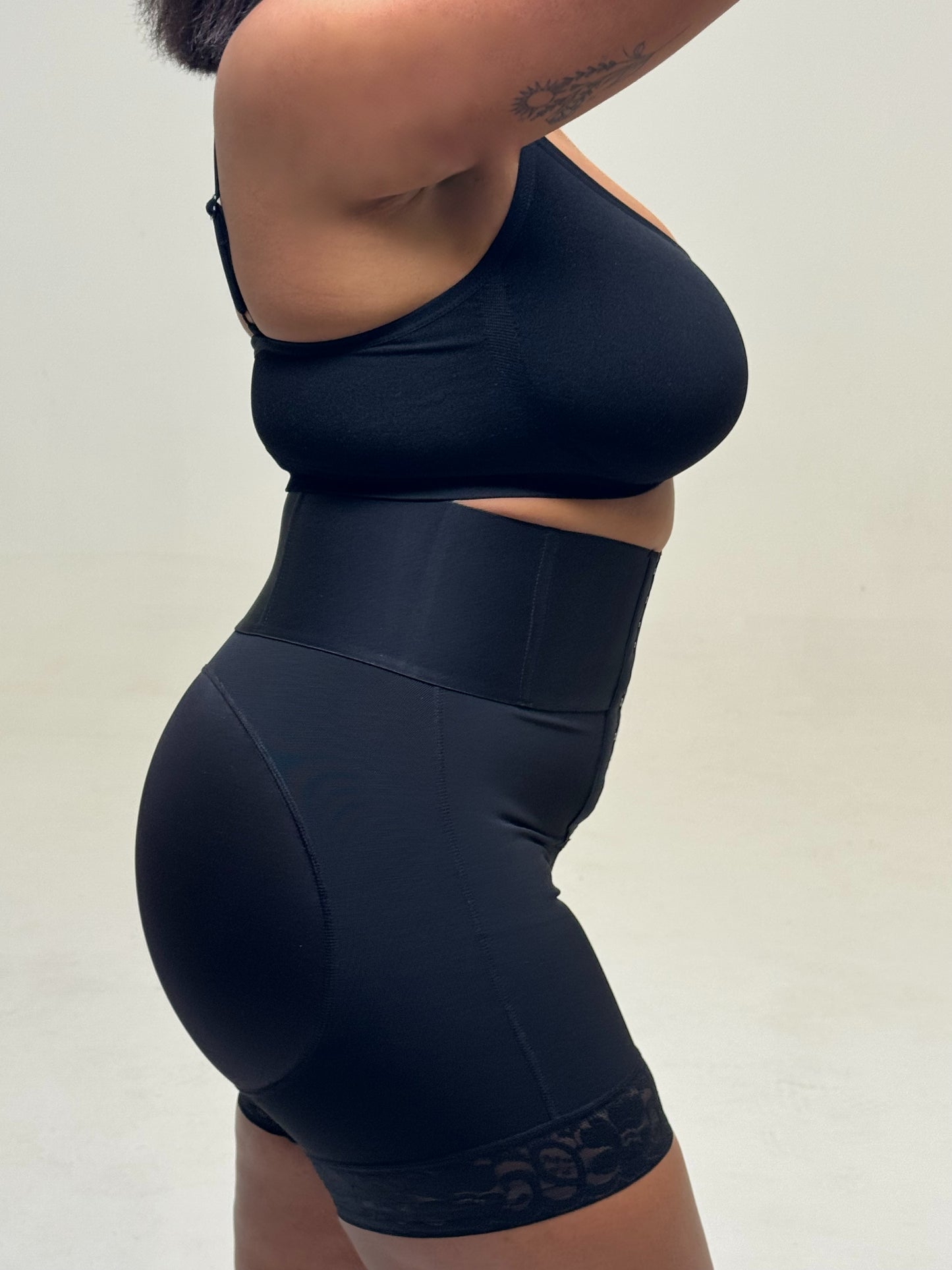 Curve Control Shorts
