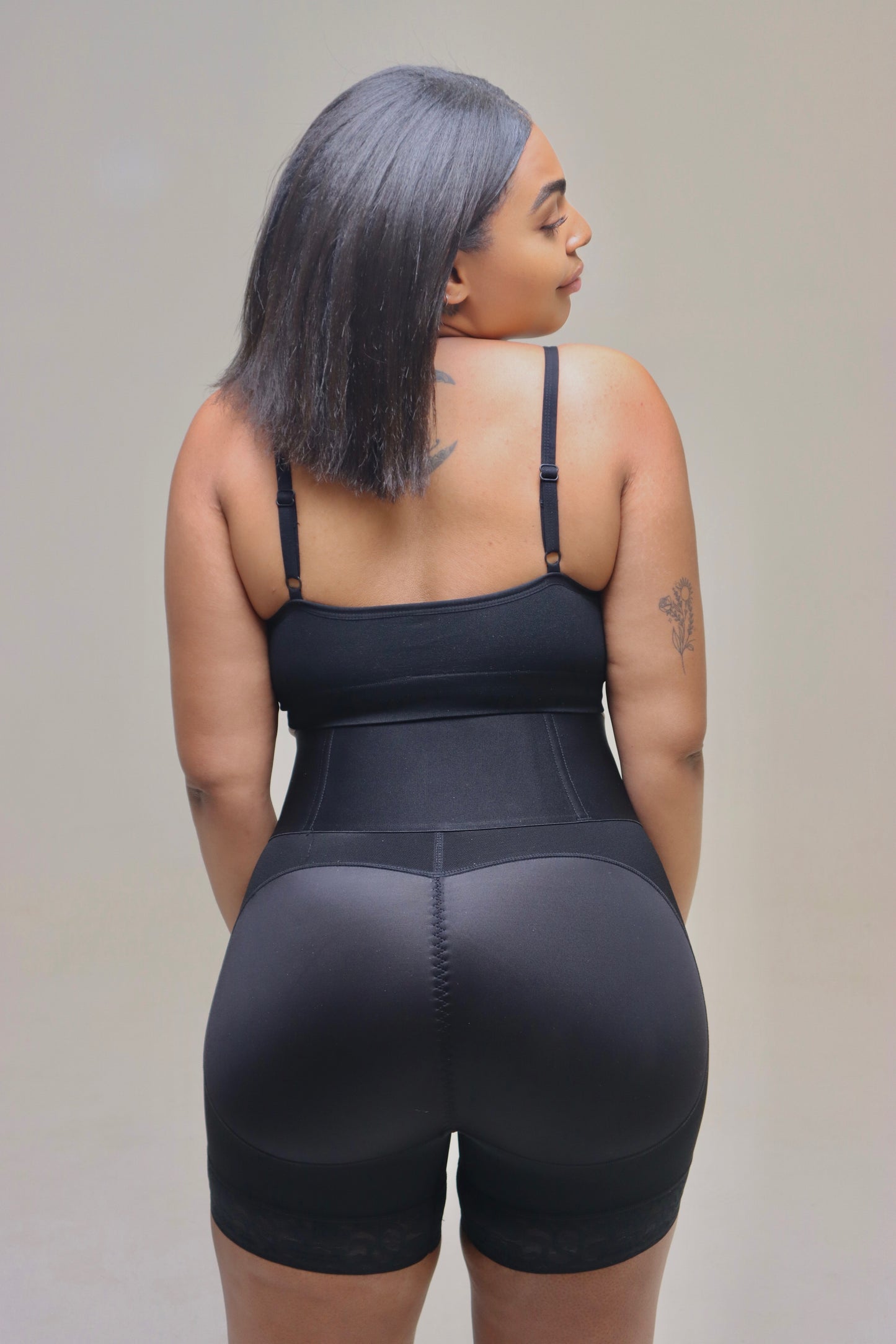 Curve Control Shorts